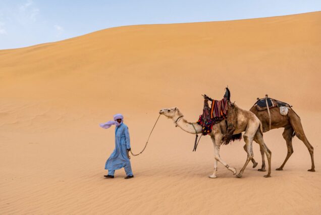 Ruta de 4 días y 3 noches desde Marrakech vía Cascadas de Ouzoud y Desierto