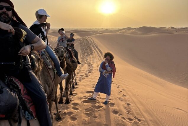 Excursión de 3 días Marrakech a Cascadas de Ouzoud y Desierto