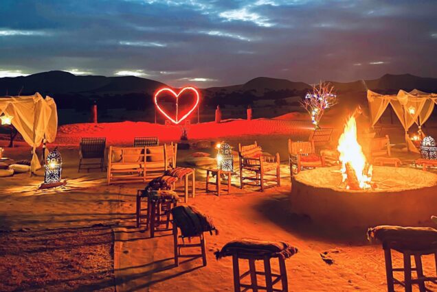 viaje de 4 días y 3 noches al desierto de Merzouga y las cascadas de Ouzoud.