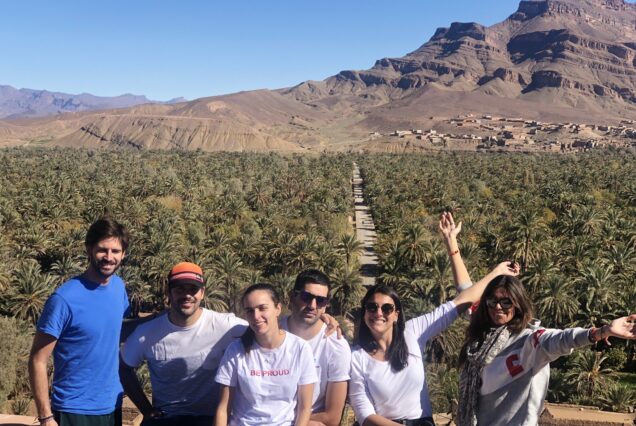 viaje de 4 días y 3 noches al desierto de Merzouga y las cascadas de Ouzoud.