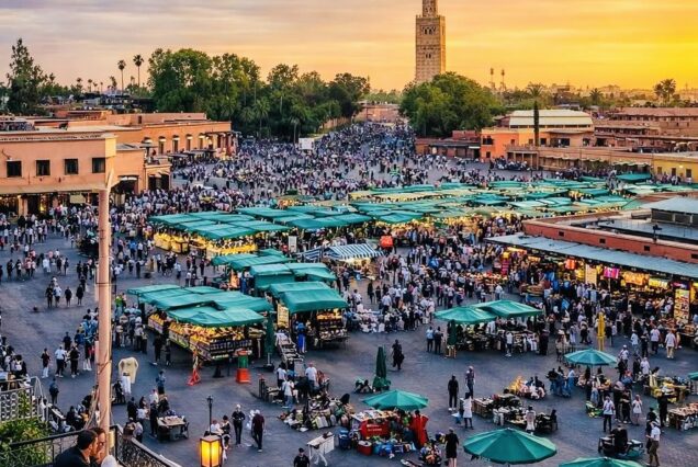 Tour de 8 días y 7 noches de Marrakech al desierto de Merzouga