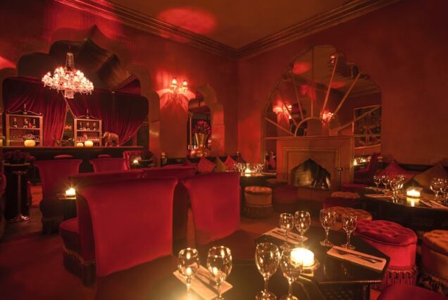 Cena Espectáculo y Vida Nocturna en Gueliz la Parte Nueva de Marrakech