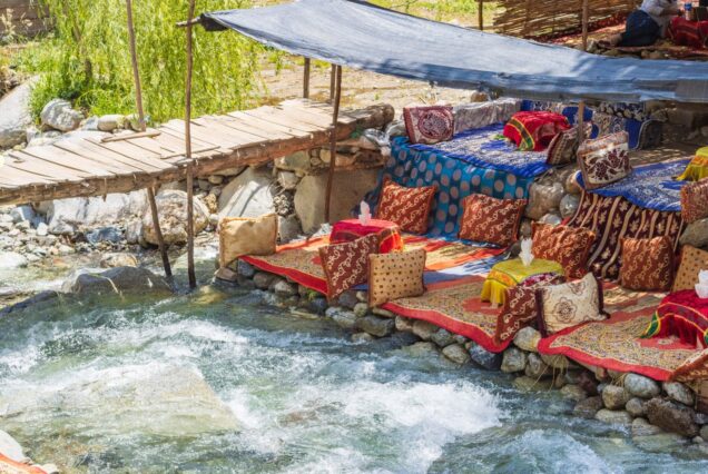 Excursión de un día: Marrakech – Valle de Ourika y Setti Fatma – Desierto de Agafay – Marrakech (170 km)