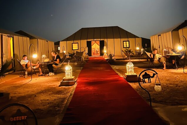 Excursión de 3 días Marrakech a Cascadas de Ouzoud y Desierto