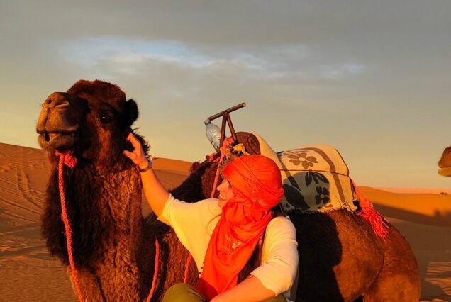 viaje de 4 días y 3 noches al desierto de Merzouga y las cascadas de Ouzoud.