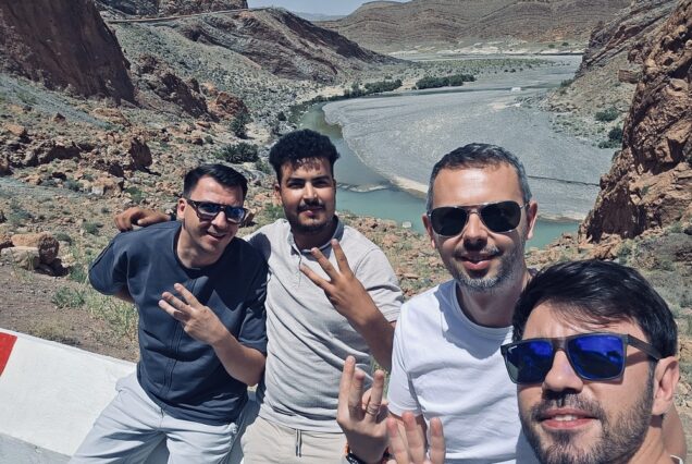 Viaje en Marruecos para hombres que viajan solos