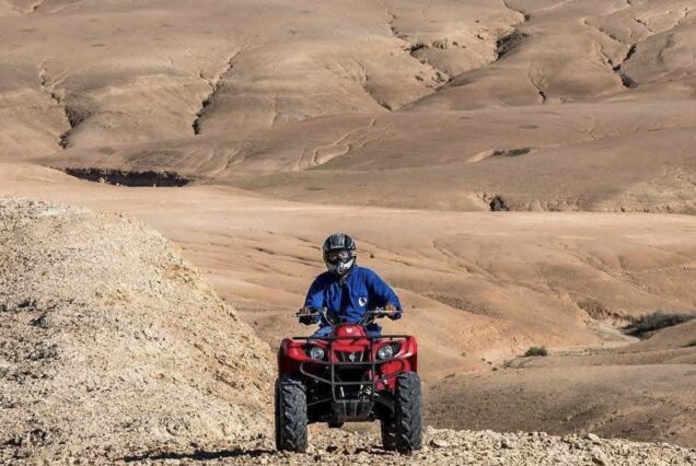 Excursión de un día desde Marrakech: Valle de Ourika, Cascadas de Setti Fatma y Desierto de Agafay