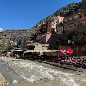 Excursión de 1 Día al Valle de Ourika y las Cascadas de Setti Fatma desde Marrakech