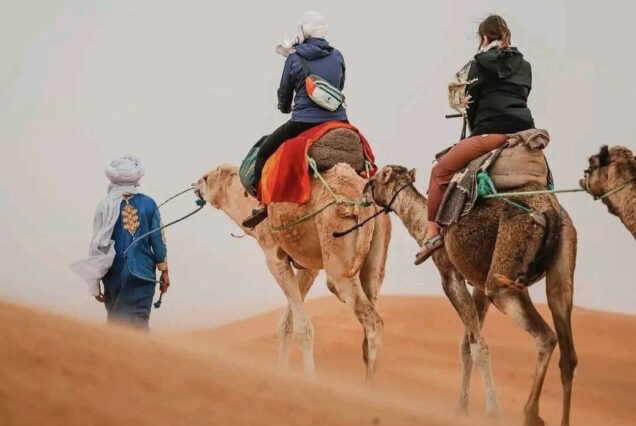 Tour de 4 días y 3 noches de Marrakech a Agadir a través Desierto
