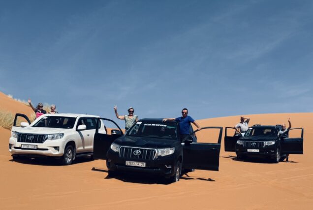 Alquiler de coches 4x4 en 6 días desde Marrakech por el desierto