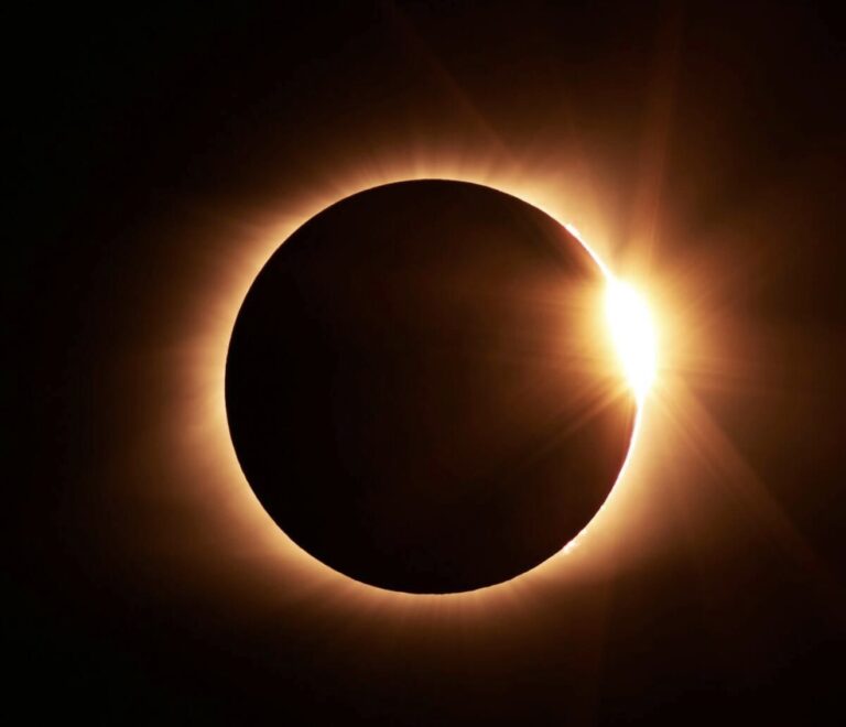 Eclipse Solar Total en Marruecos